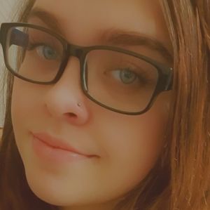 Meet your Posher, Kaitlyn